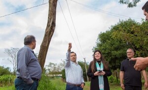 Gestión de Bettina Aguilera permite mejora de red eléctrica en Itakyry