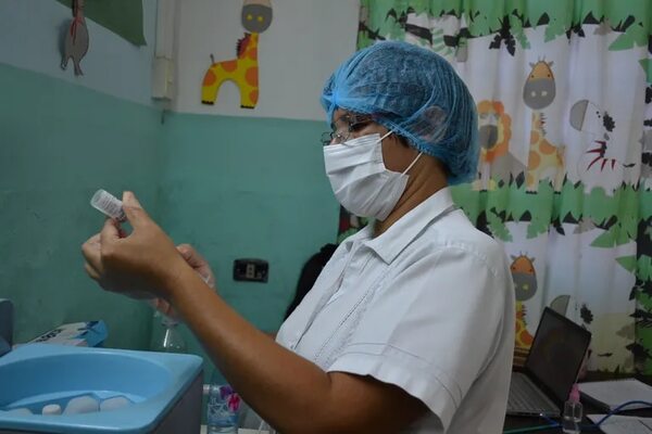 Vacunas COVID: unos 470 mil paraguayos recibieron la primera dosis pero no completaron el esquema - Nacionales - ABC Color
