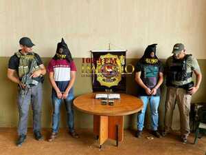 Senad detiene a dos sujetos con paquetes de cocaína en la línea internacional - Radio Imperio