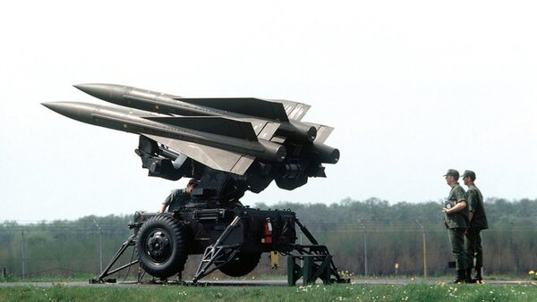 España entregará a Ucrania cuatro sistemas de defensa aérea Hawk