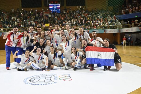 Campaña perfecta: La Albirroja de futsal femenino cerró su campaña con una victoria más