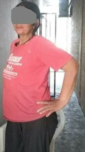 ¡Escándalo! Cincuentona detenida por acosar a su ex veinteañero