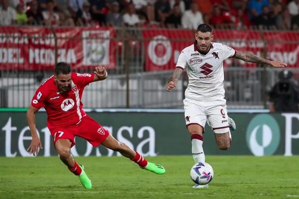 Antonio Sanabria, en el decisivo derbi de Turín por la Serie A - Fútbol Internacional - ABC Color