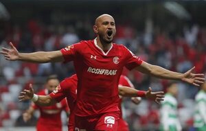 Carlos González anota y gana con el Toluca en el torneo mexicano - Fútbol Internacional - ABC Color