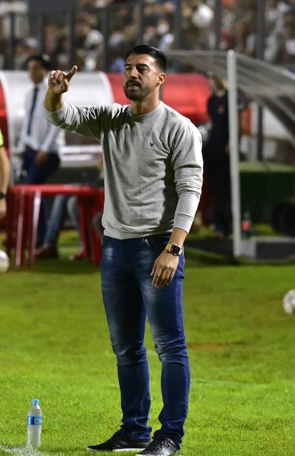 El equipo de Olimpia se va perfilando - Fútbol - ABC Color