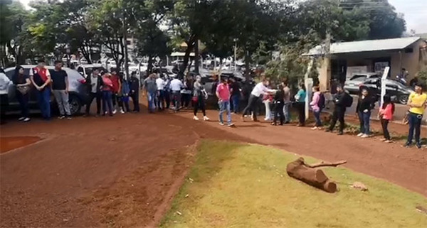 Expo Feria Empleos se inició en el Polideportivo Municipal de CDE | DIARIO PRIMERA PLANA