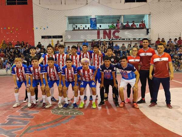 Vallemí arranca con el pie derecho
