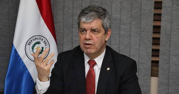 La Nación / Avión de Emtrasur: “Se demuestra que el Estado está utilizando instituciones para perseguir a HC”, dice Riera