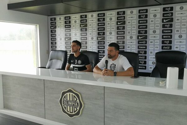 Alejandro Silva calienta la previa del clásico: “Lo lindo seria ganarles en su cancha y pasarles en la tabla”