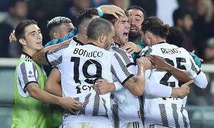 Vlahovic, un halo de luz para la ‘Juve’ - Fútbol Internacional - ABC Color