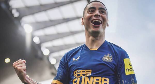 Crónica / ¡Anichene!. Almirón no estaría mañana ante el Manchester United