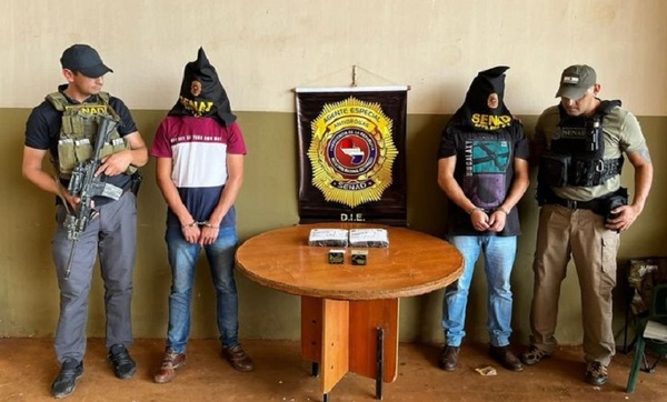 Fiscalía detiene a dos sujetos e incauta más de 2 kilos de cocaína en PJC
