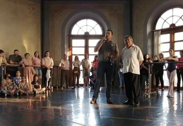 Diario HOY | “Dramatur”: Recorrido gratuito por el teatro Ignacio A. Pane