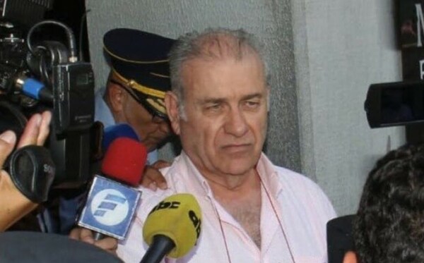 Imputan a funcionario judicial que quería robar cheques del caso Ramón González Daher - Noticiero Paraguay