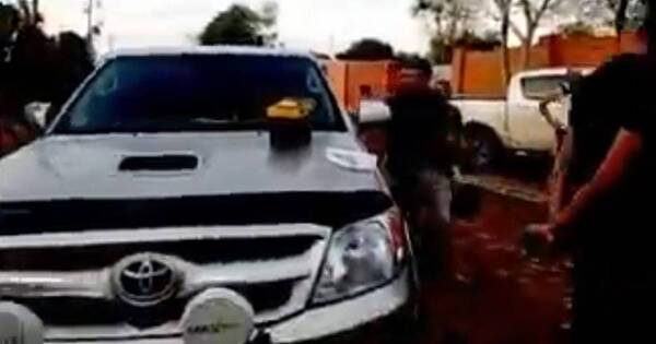 La Nación / Asalto tipo comando: delincuentes se llevaron G. 75 millones de contratista en Areguá