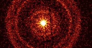 La Nación / Astrónomos fascinados por la luz espacial más brillante jamás observada