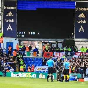 Diario HOY | El Leeds-Arsenal interrumpido por un fallo de energía eléctrica