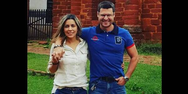 Crónica / Terrible enfermedad se llevó a la esposa de conocido periodista