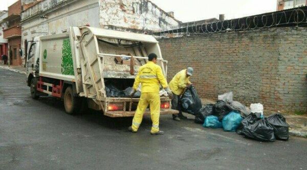 Diario HOY | Acusación por basura: sobreseimiento temporal a Nenecho y Ferreiro