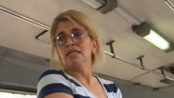 Denunció a doña que la agredió por un asiento