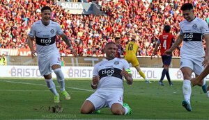 Ya es un clásico: Un letal Olimpia festeja en la Nueva Olla y le saca la cima a Cerro