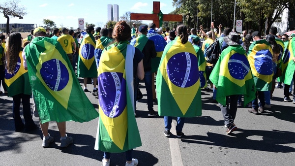 Brasil: El electorado religioso, clave en la campaña para el balotaje - ADN Digital