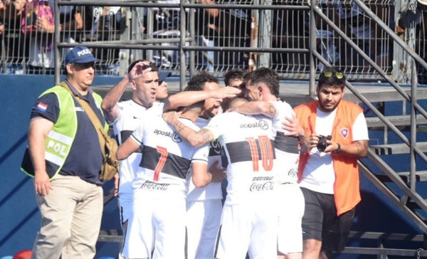 Olimpia deja en “llamas” la Nueva Olla •