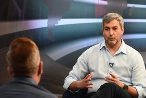 HC vino “de la marginalidad” y siguió así, dice Mario Abdo - Política - ABC Color