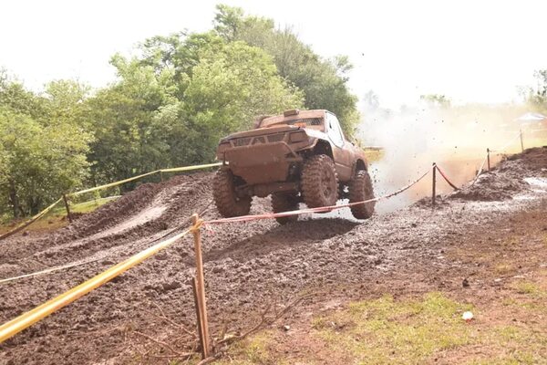 Huber-Petersen, imbatibles en el 4x4 Off-Road - ABC Motor 360 - ABC Color