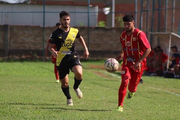 Los “lechugueros” postergan el festejo del campeón - Fútbol de Ascenso de Paraguay - ABC Color