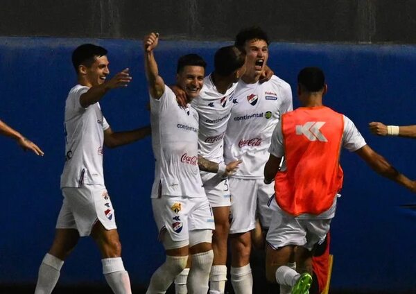 Nacional manda en casa y en la tabla - Fútbol - ABC Color