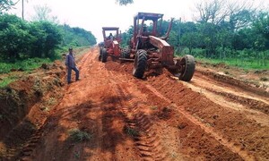 El MOPC mejoró más de 20 tramos de caminos vecinales - .::Agencia IP::.