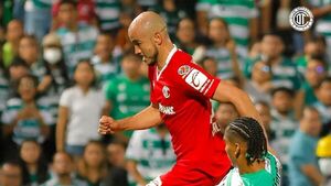 Toluca de Carlos González y Pachuca son semifinalistas