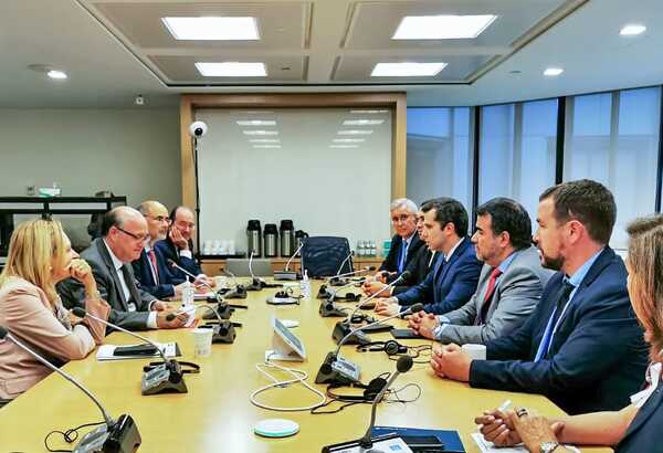 Avanza apoyo del FMI para reformas estructurales y grado de inversión se instala como desafío 2023 - MarketData