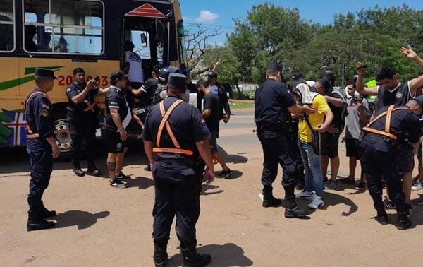Reportan 98 detenidos tras el clásico del fútbol paraguayo – Prensa 5