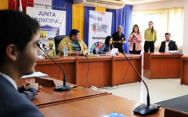 “CONCEJALES JÓVENES POR UN DÍA” •