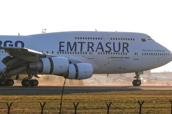 Liberación de tripulantes de avión comprueba que en Paraguay se manejó con fines políticos - ADN Digital