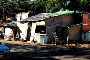 Gobierno de Abdo generó 300 mil nuevos pobres, acusan - ADN Digital