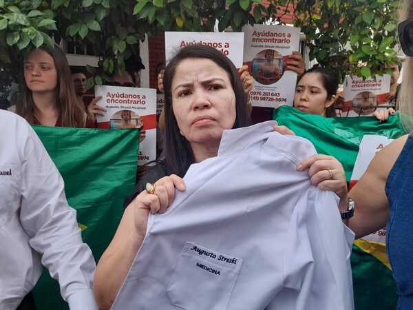 Familiares y compañeros claman información sobre estudiante brasileño desaparecido desde el 4 de octubre - Megacadena — Últimas Noticias de Paraguay