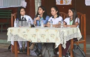 Transformación Educativa: estudiantes apoyan plan del MEC y repudian “tergiversaciones” - Nacionales - ABC Color