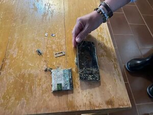 Jueza autoriza extracción de datos del celular que sería de Óscar Denis - Policiales - ABC Color