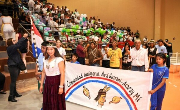 Inauguración interbarrial reunió a unos 3.000 hernandarienses