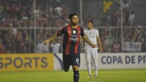 La felicitación de Sergio Díaz a Benzema por su Balón de Oro