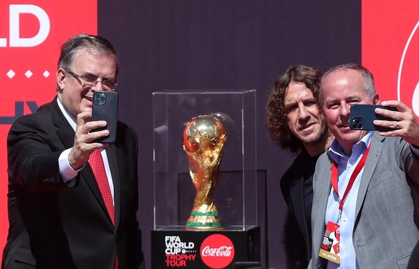 La copa Mundial comenzó una gira en México - El Independiente