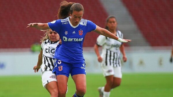 Universidad de Chile aplasta a Libertad-Limpeño