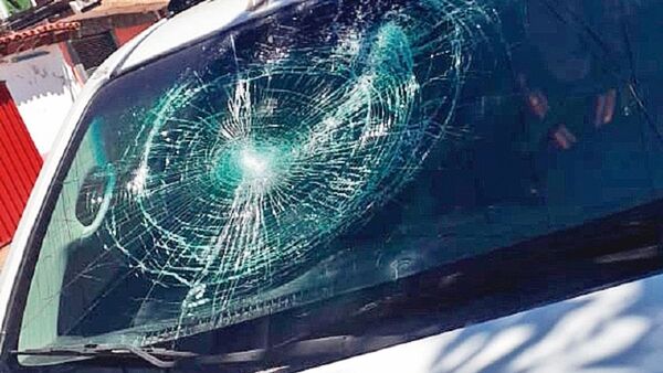 Detienen a dos hombres que habrían disparado contra agentes policiales