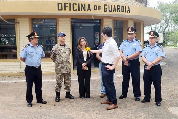 Recluso “protegido” huye y luego se entrega en protesta contra el Gobierno - Policiales - ABC Color