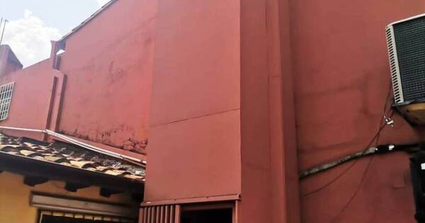 La Nación / Ascensor caído dejó tres personas heridas en Luque
