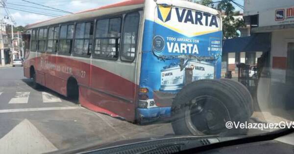 La Nación / Línea 27 perdió 4 ruedas en pleno viaje