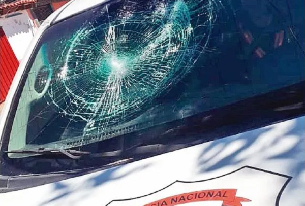 Detienen a dos hombres que habrían disparado contra agentes policiales - Noticiero Paraguay